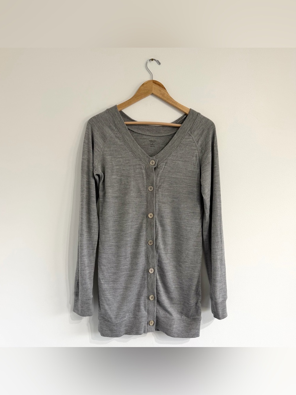 Ice breaker merino wool long gray cardigan button front lightweight knit